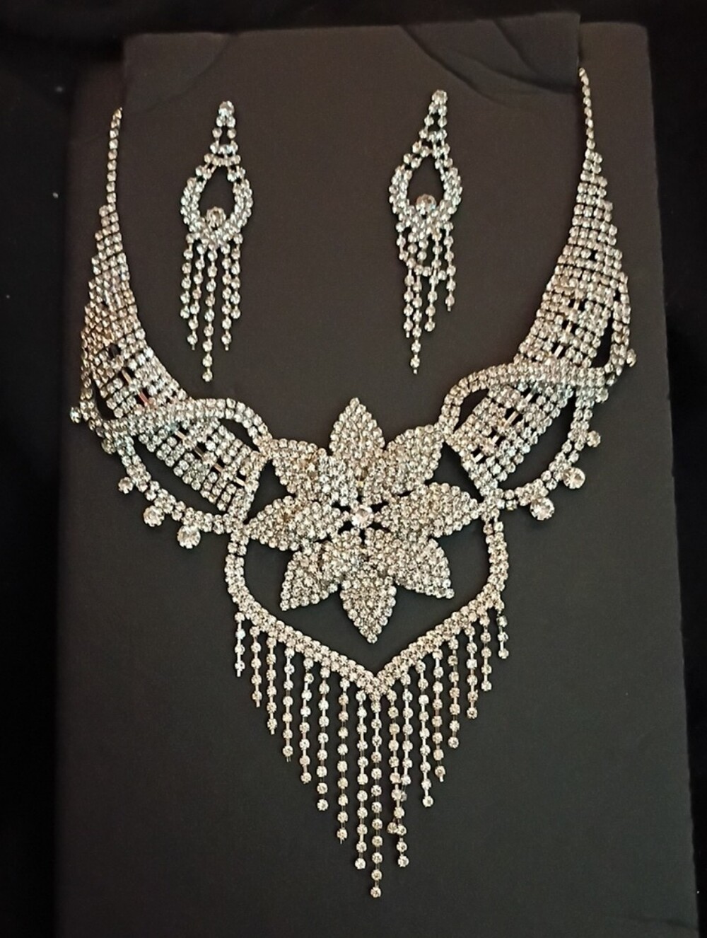 Elegant Silver Crystal Flower Statement Necklace and Earring Set